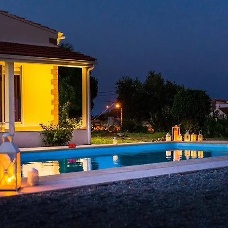 Zizi Sea View